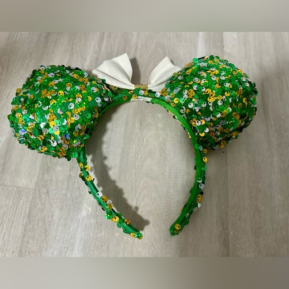 Disney Parks Green Sequin Minnie Mouse Ears Gold Bow Holiday Disney Park - Picture 2 of 3